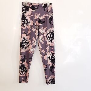 Onzie Floral Leggings